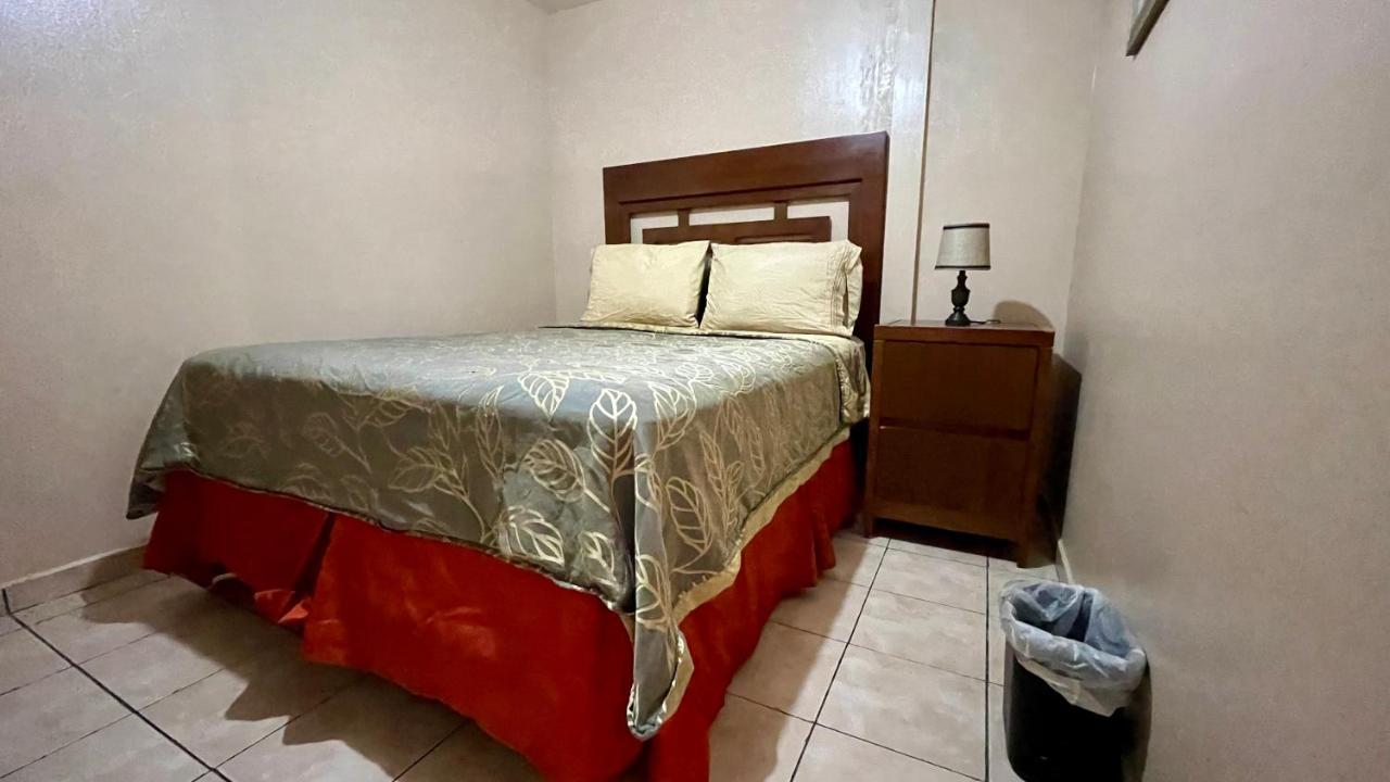 Del Bosque Tj Inn Tijuana Dış mekan fotoğraf